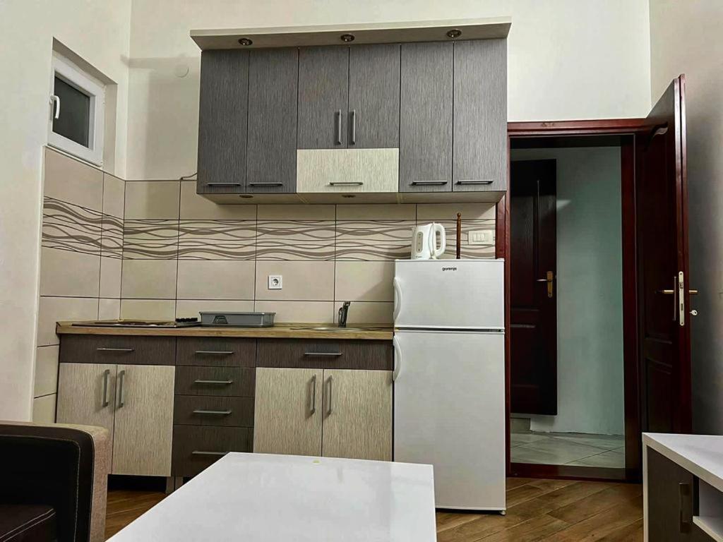 Apartmani Jankovic Будва Екстериор снимка